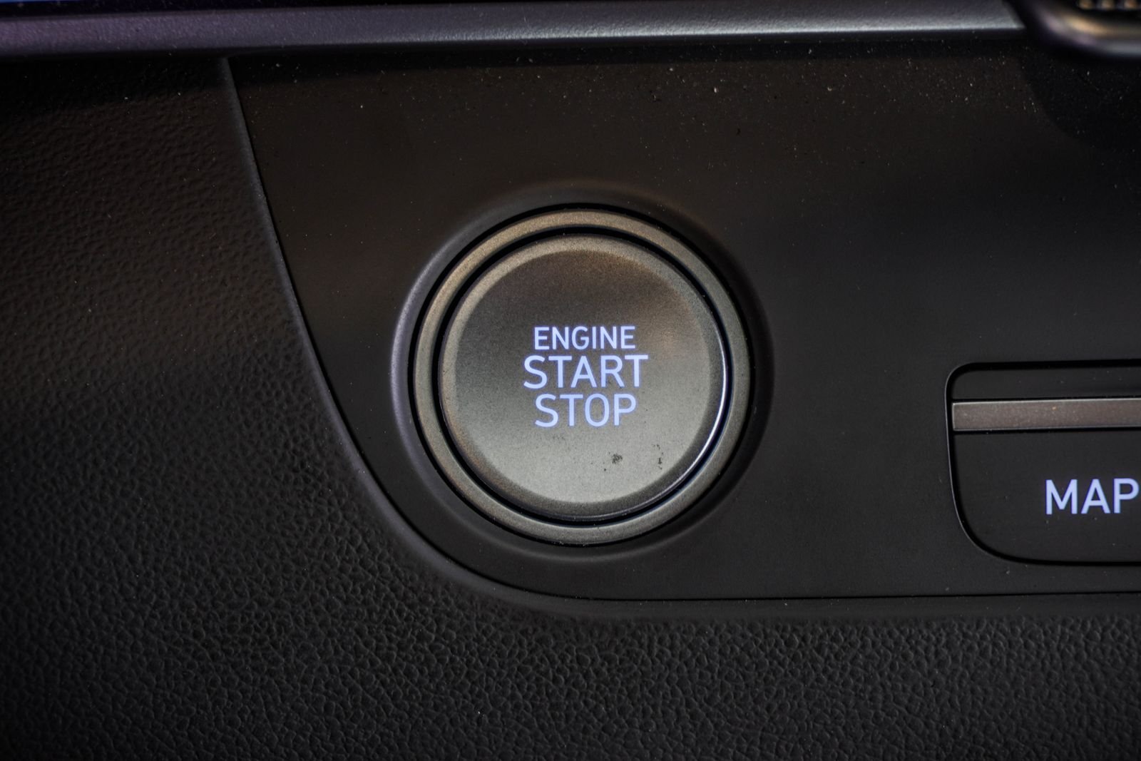 Used 2024 Blue Hyundai SEL image 27