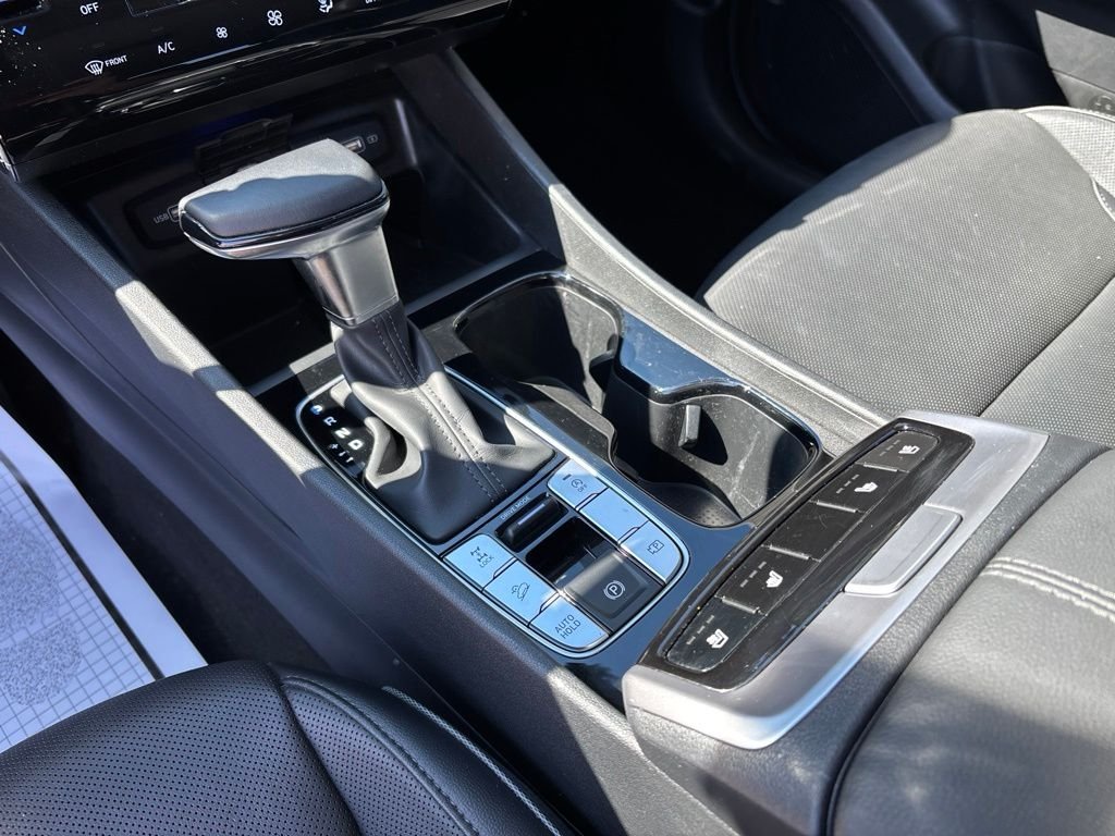 Used 2022 Gray Hyundai SEL image 17