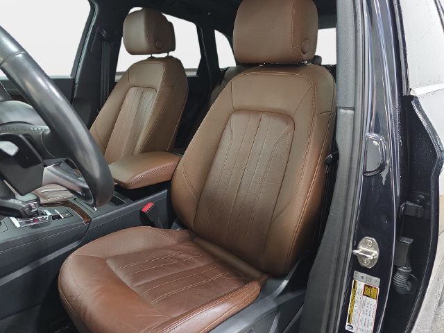 Used 2018 Moonlight Blue Audi 2.0T Premium Plus image 14