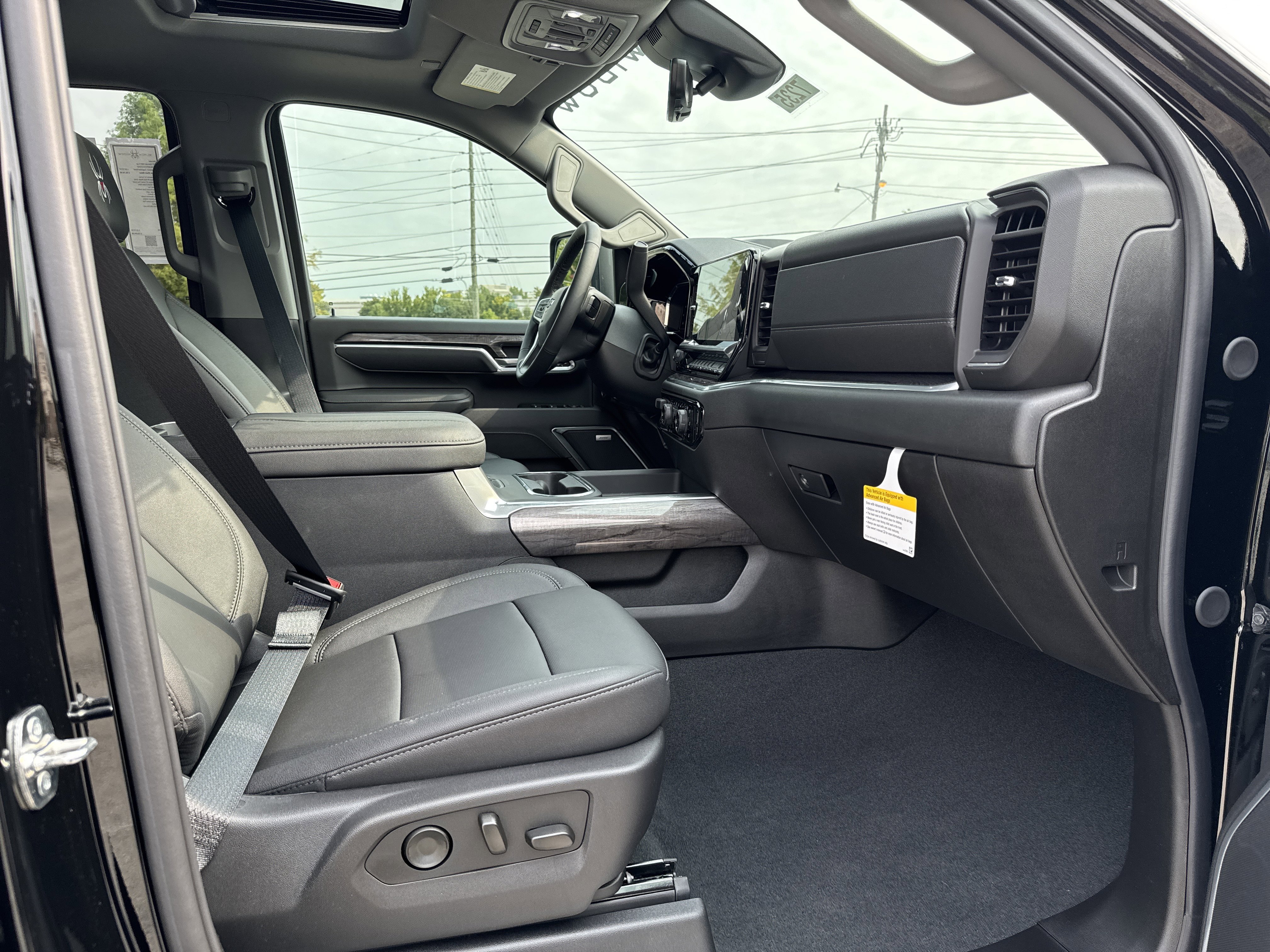 2025 Chevrolet Silverado 2500 HD LTZ - Photo 25