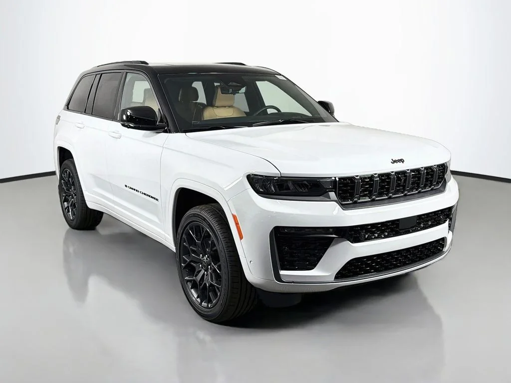 New 2027 White/off-white Jeep Summit image 1