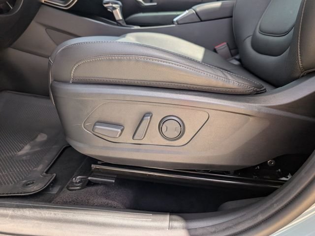 Used 2024 Blue Hyundai XRT image 19