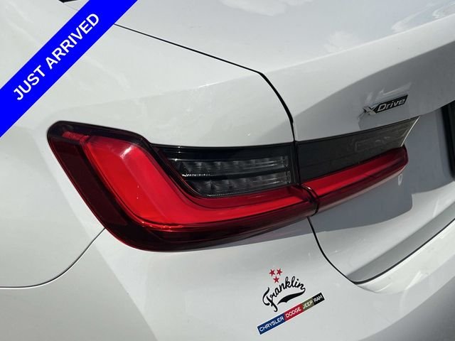 Used 2019 White BMW 330i xDrive image 10