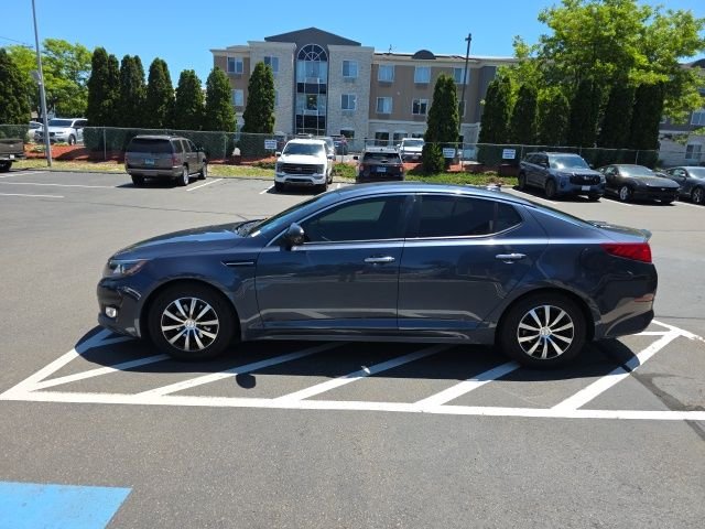 Used 2015 Blue Kia LX image 3