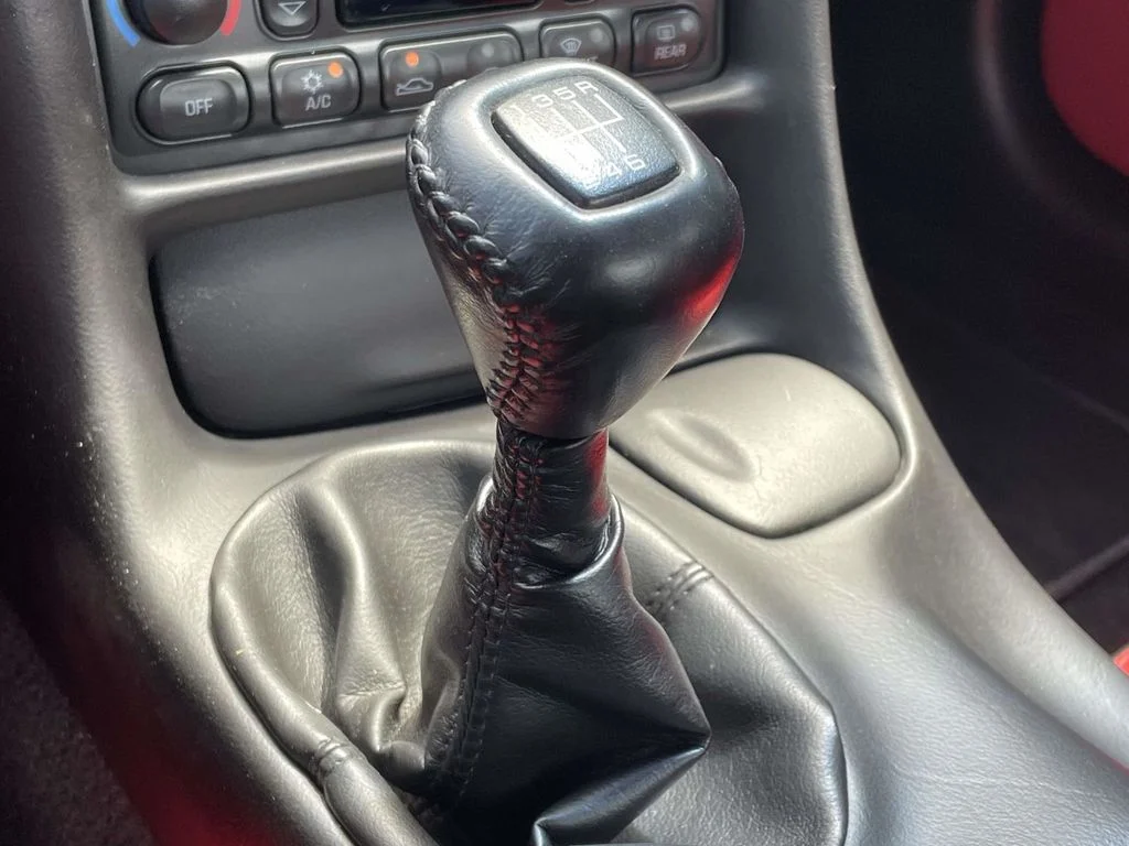 Used 2004 Black Chevrolet Z06 image 30