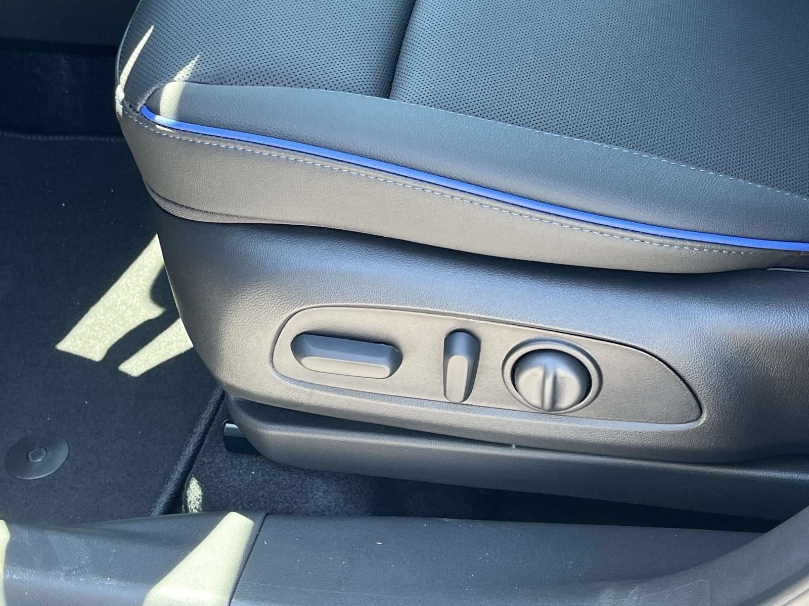 2026 Buick Encore GX Sport Touring - Photo 22