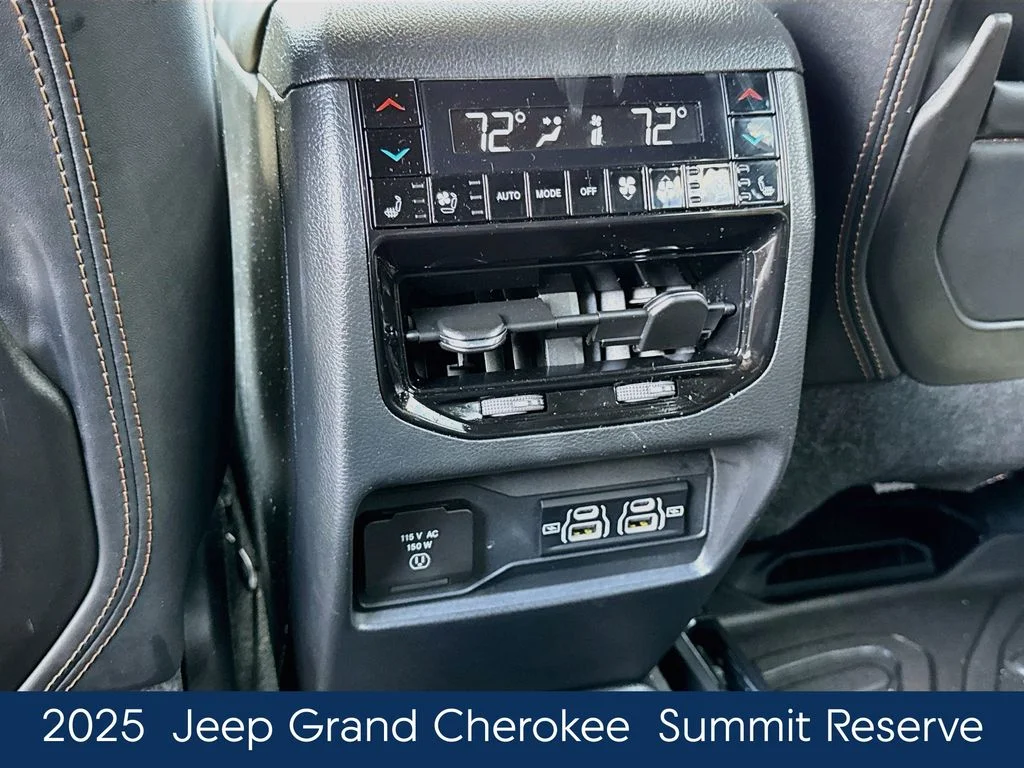 Used 2025 White Jeep Summit Reserve image 36