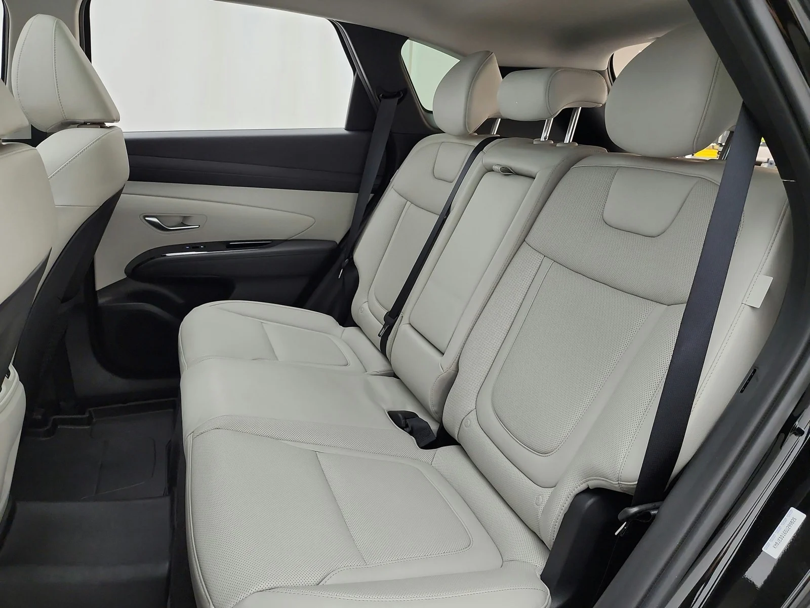Used 2025 Ash Black Hyundai Limited AWD image 15
