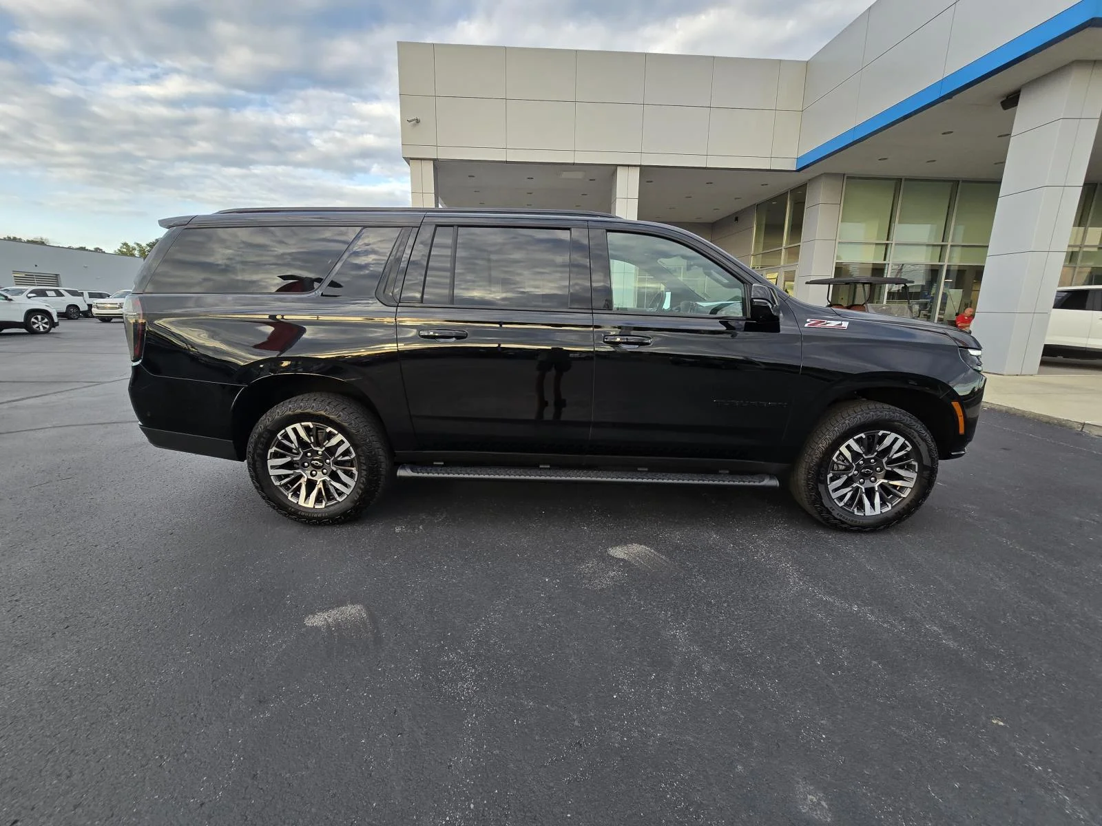 Used 2026 Black Chevrolet Z71 image 8