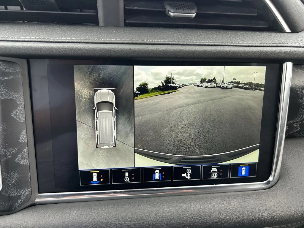 Certified Used 2022 White GMC Denali image 23