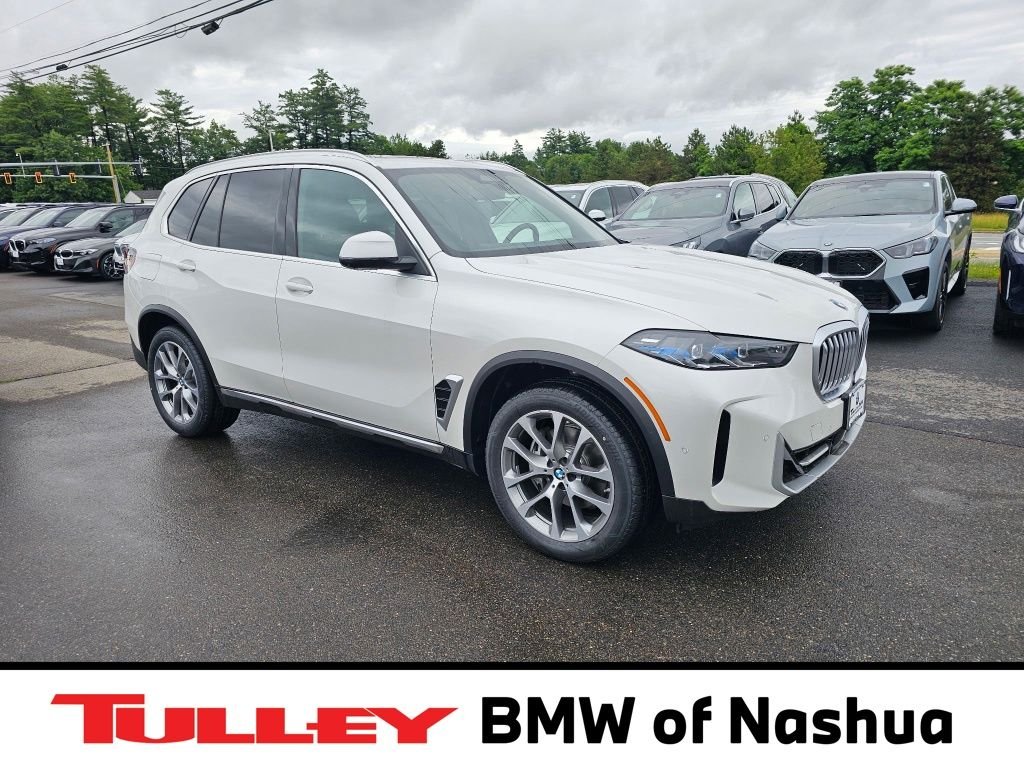 New 2026 Mineral White Metallic BMW xDrive40i image 1