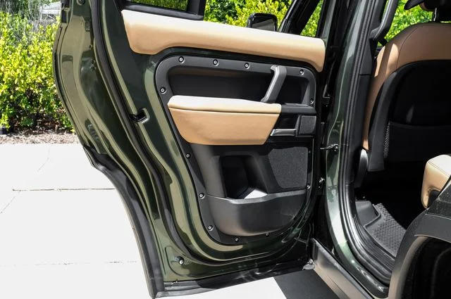 New 2026 Green Land Rover S image 52