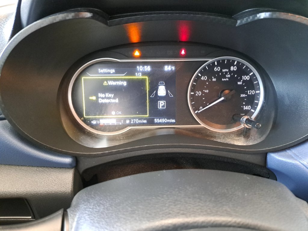 Used 2025 Silver Nissan 1.6 SV image 24