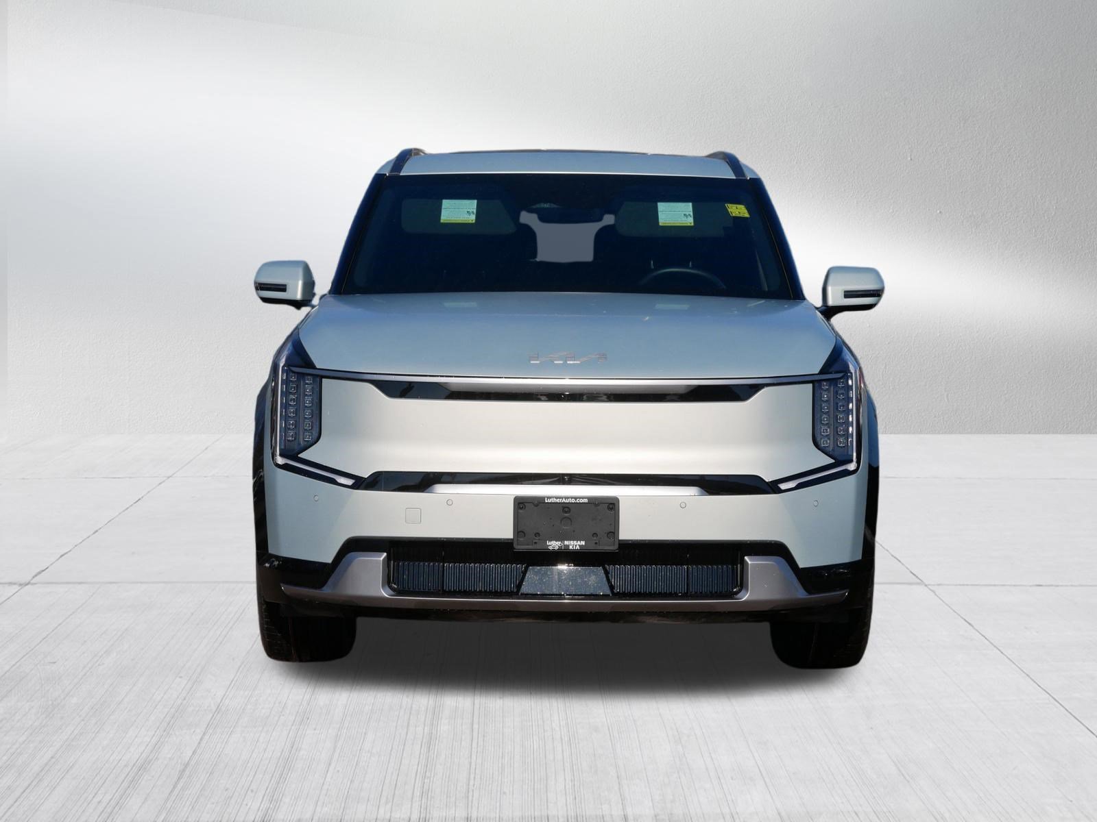 Used 2024 Kia Ev9 Land with VIN KNDADFS52R6025836 for sale in Inver Grove Heights, MN