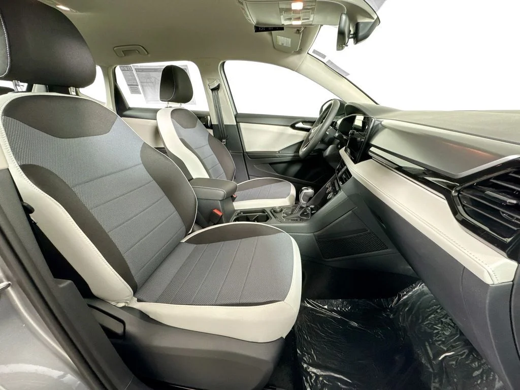 2026 Volkswagen Taos S - Photo 10