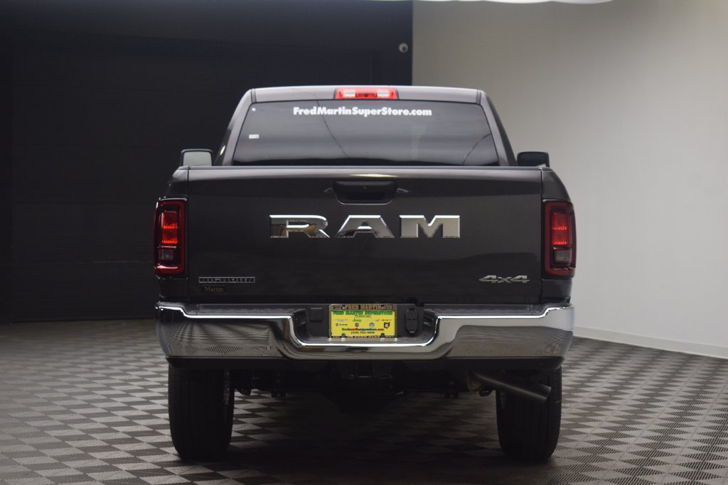 New 2026 Granite Crystal Metallic Clear-Coat Exterior Paint RAM Big Horn image 10