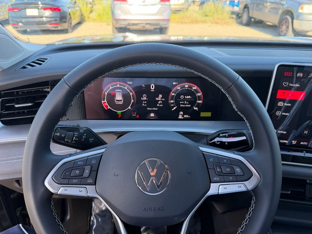 New 2026 Platinum Gray Metallic Volkswagen 2.0T SE image 14