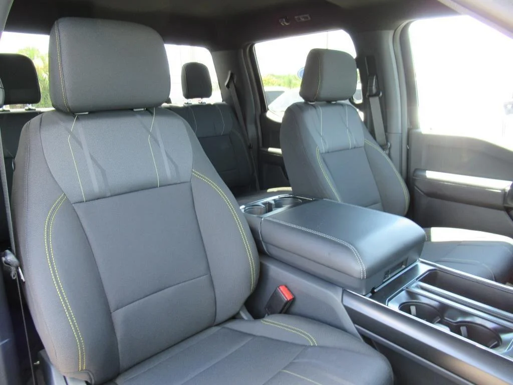 2025 Ford F-150 STX - Photo 9