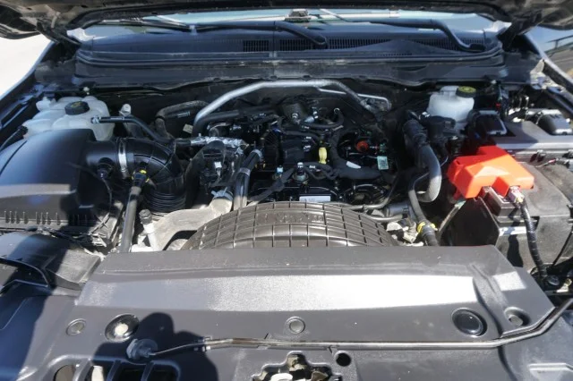 Used 2023 BLACK Ford XL image 31