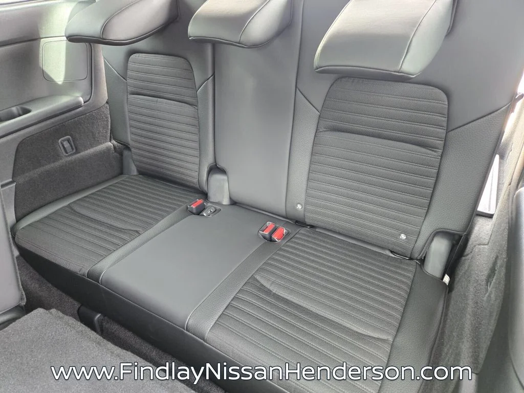 New 2026 Everest White Pearl TriCoat Nissan Rock Creek® image 13