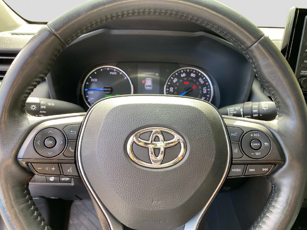 Used 2022 Gray Toyota XLE image 18