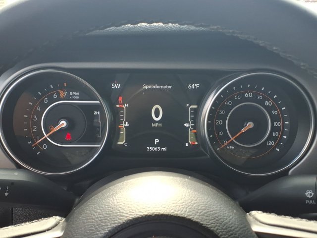Used 2023  Jeep Sport S image 12