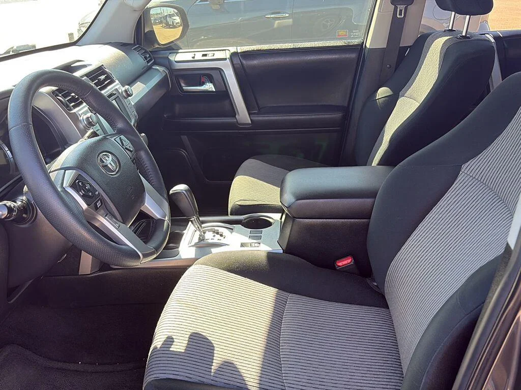 Used 2018 MAGNETIC GRAY METALLIC TOYOTA  image 7