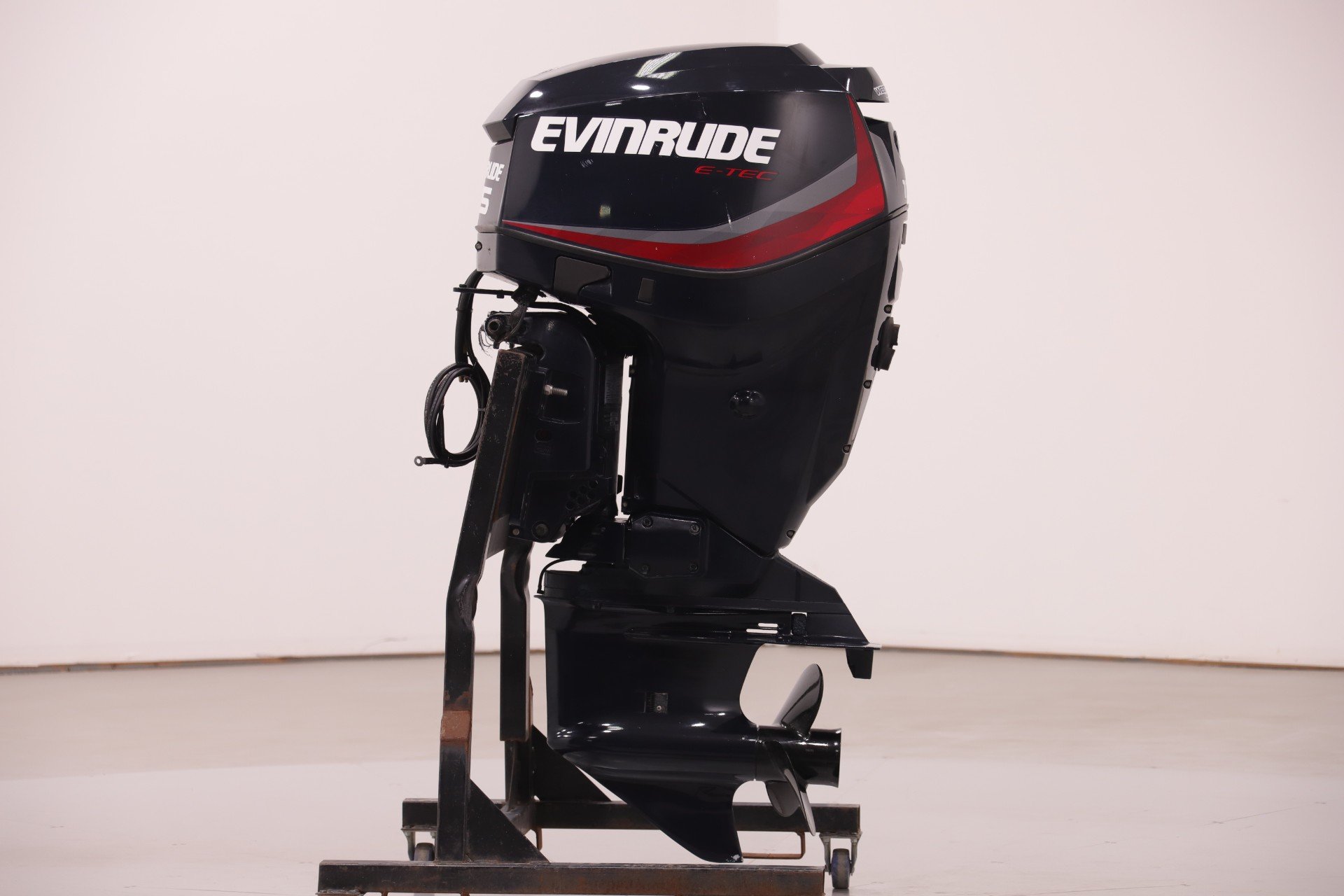 Used 2014  Evinrude  image 27