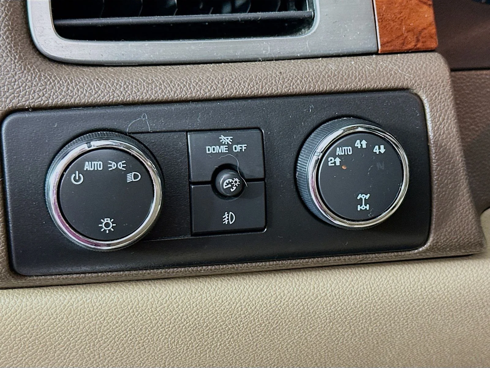 Used 2010 Red Jewel Tintcoat Chevrolet LTZ image 11