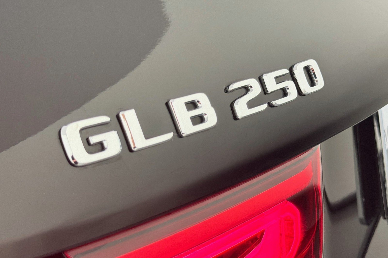 Used 2023 Night Black Mercedes-Benz 250 image 8