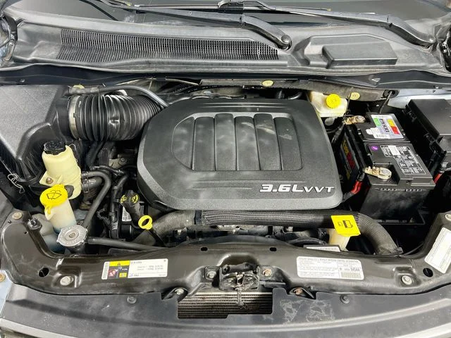 2013 Chrysler Town & Country Touring - Photo 27