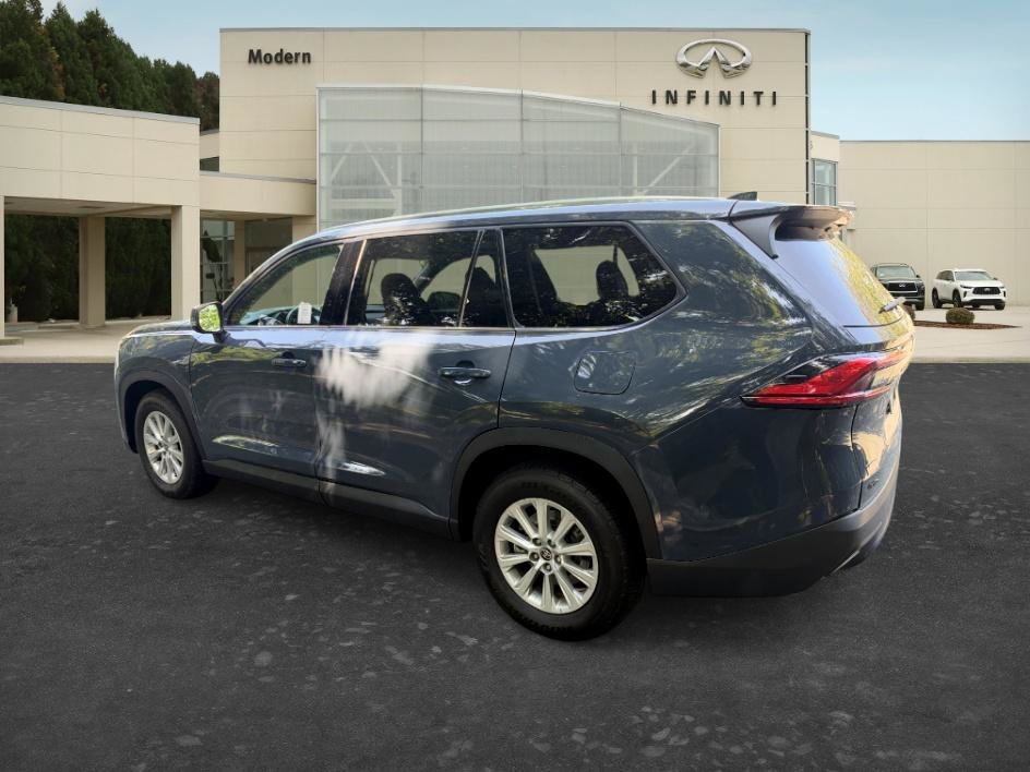 Used 2024 Storm Cloud Toyota XLE image 6