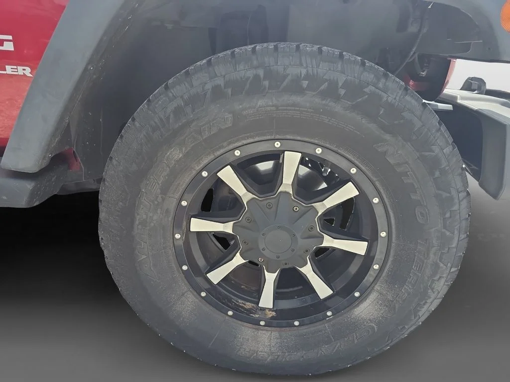 Used 2013 Red Jeep Sport image 10