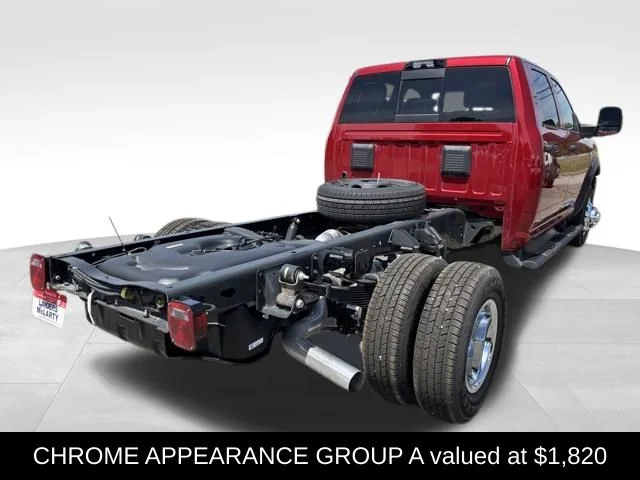 New 2026 Molten Red Pearl-Coat Exterior Paint RAM Tradesman image 6