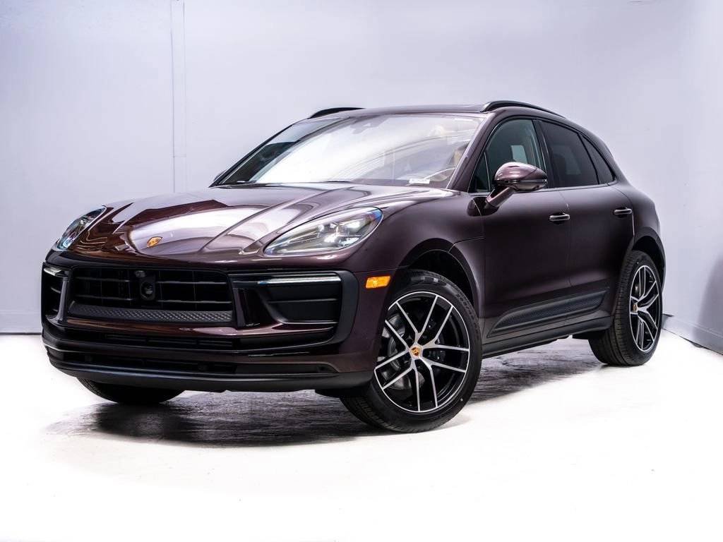 2026 Porsche Macan Base