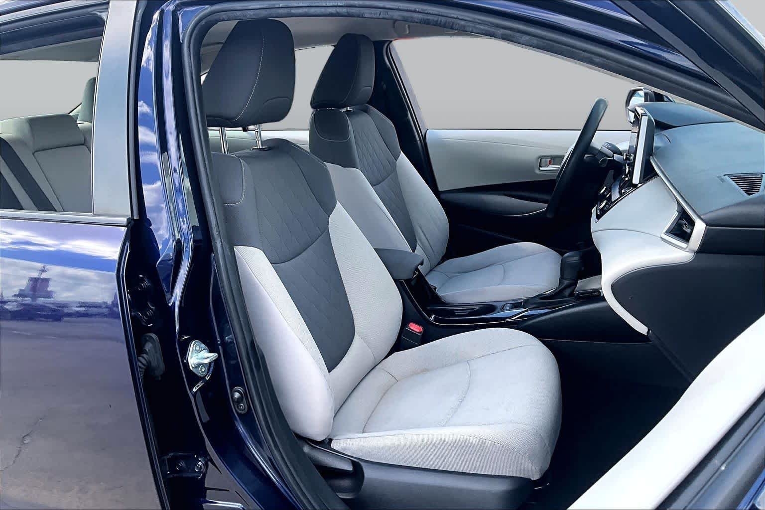 Used 2021 Blueprint Toyota LE image 9
