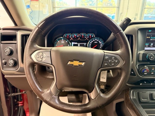 Used 2016 SIREN RED TINTCOAT Chevrolet LT image 11