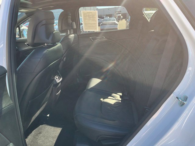 Used 2025 Glacial White Pearl Kia X-Line image 14