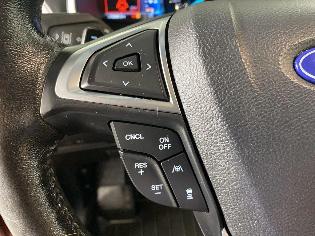 Used 2019 Ruby Red Metallic Ford SEL image 16