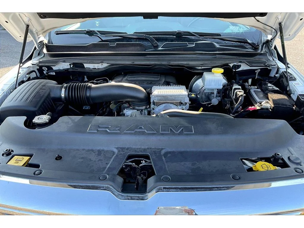 Used 2023  Ram Laramie image 8