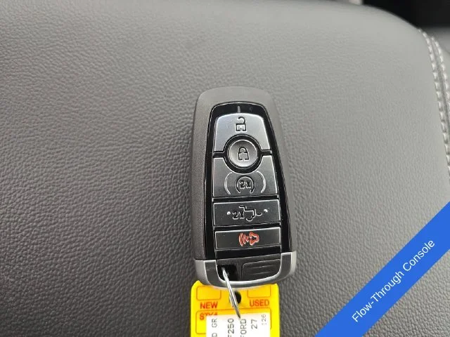 New 2027 Carbonized Gray Metallic Ford F-250® Lariat® image 34
