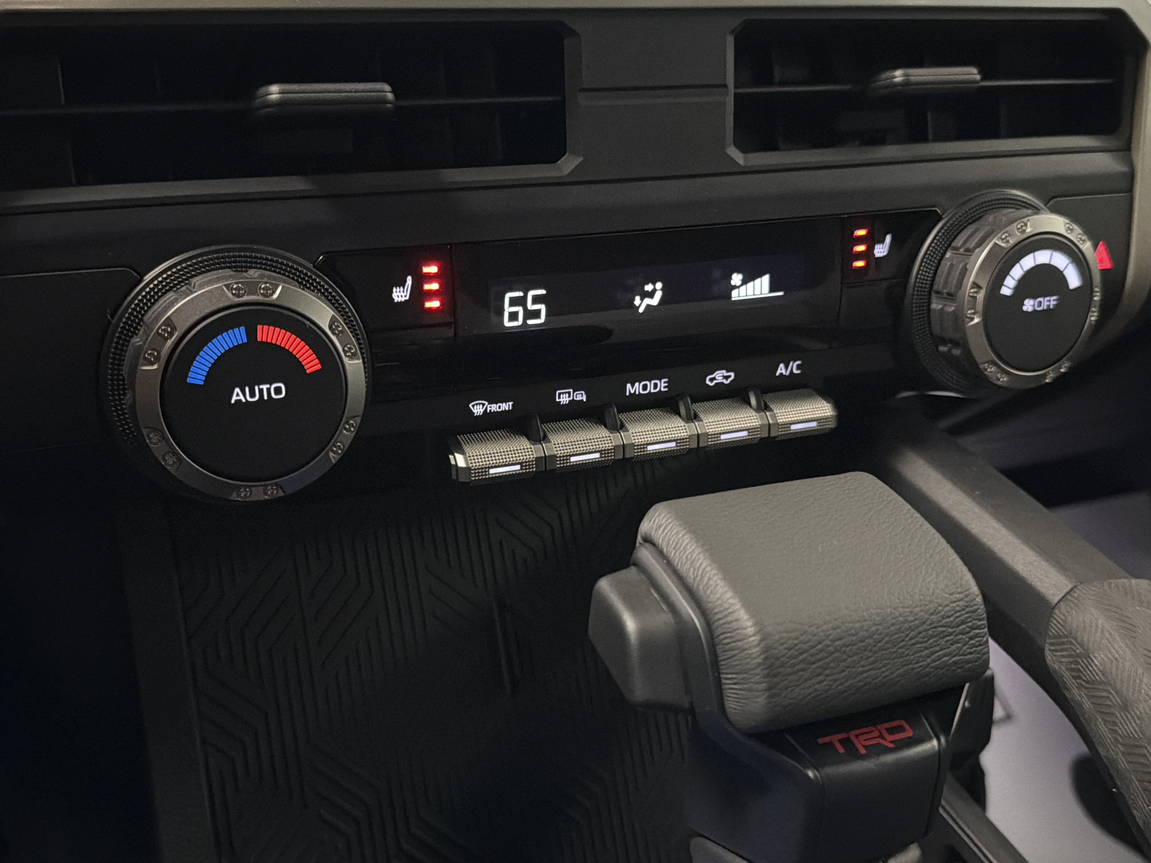 2026 Toyota Tacoma TRD Off Road - Photo 11