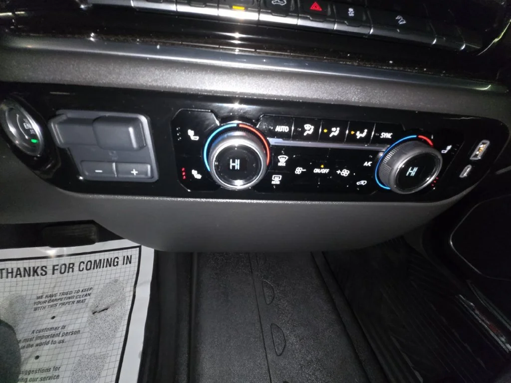 Used 2022 DARK ASH METALLIC Chevrolet LT image 23