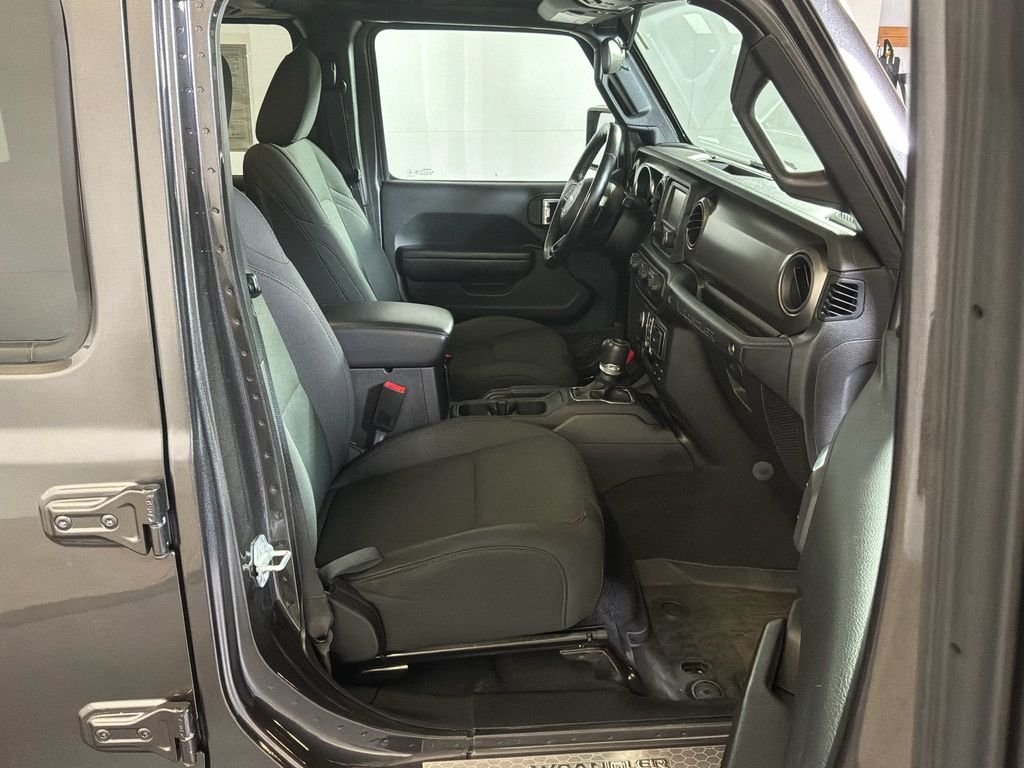 Used 2020 Gray Jeep Unlimited Sport S image 24
