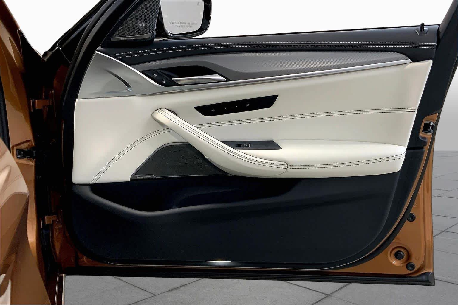 Used 2023 Zanzibar Metallic BMW  image 22