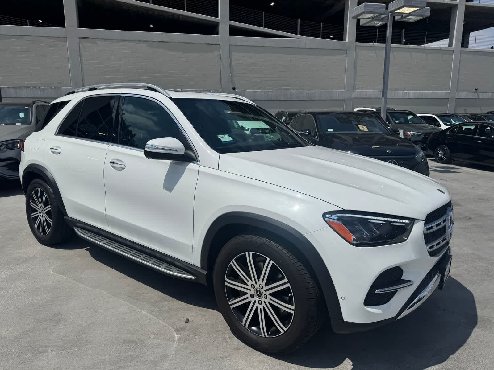 Certified Used 2026 Polar White Mercedes-Benz GLE 350 image 4