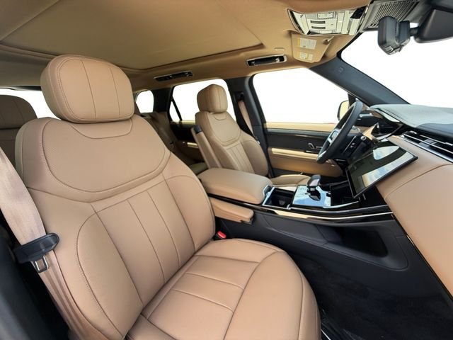New 2026 Carpathian Grey Land Rover SE image 16