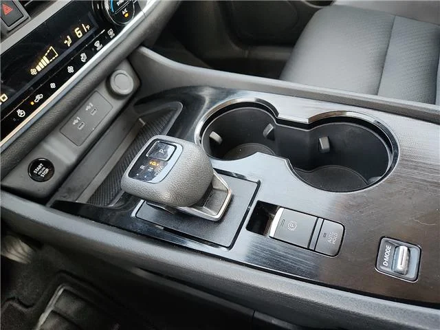 Used 2025 Black Nissan SV Front-Wheel Drive image 20
