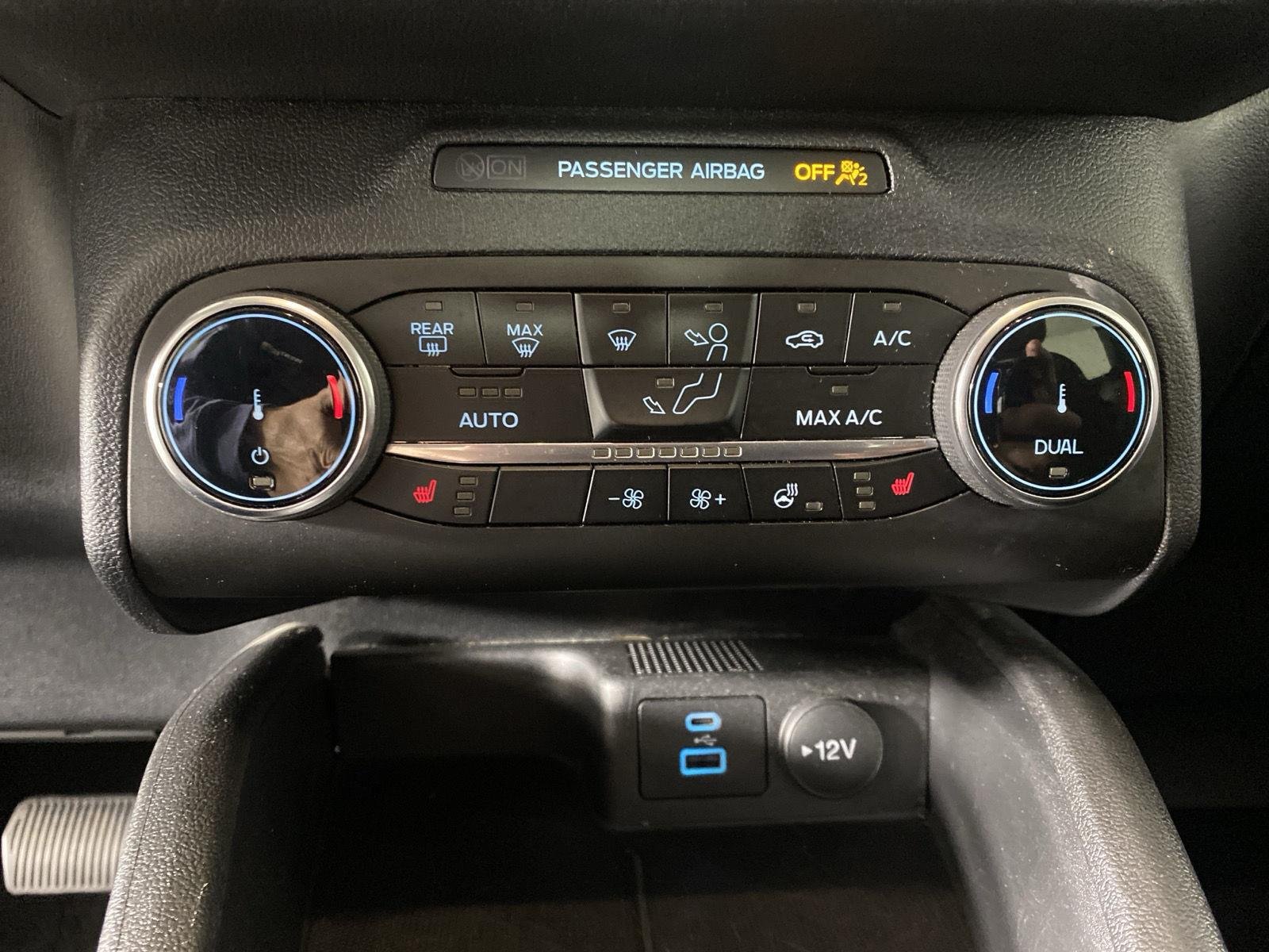 Used 2023 Cinnabar Red Ford Active image 29