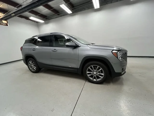 2023 GMC Terrain SLT - Photo 9